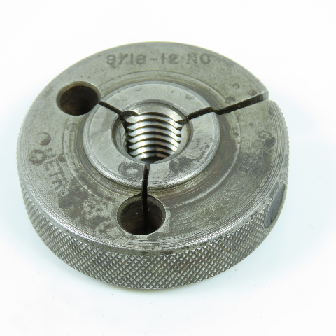 DADO ROSCADOR CON TORNILLO 1.1/2" 9/16 12-NC